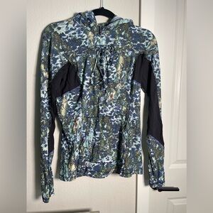 Lululemon 1/2 Zip Long Sleeve Pullover Hoodie | Floral Sport , Size Unknown